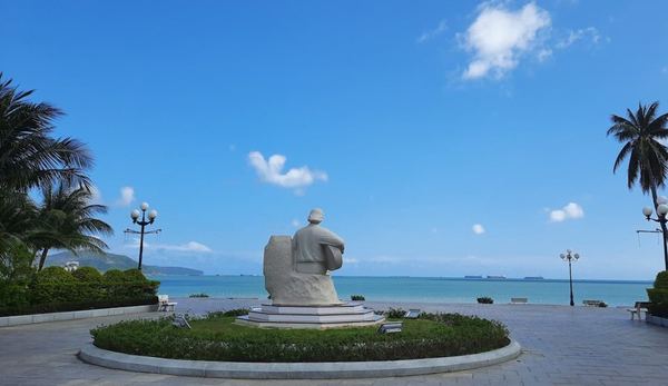 Quy Nhon Beach