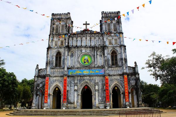 Mằng Lăng Church