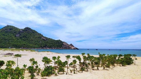 The Thon · Vĩnh Hội Beach